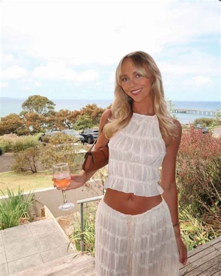 Discovering The Enigma Of Fanvan Bbyanni