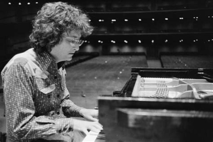 Exploring The Height Of Randy Newman: A Musical Icon