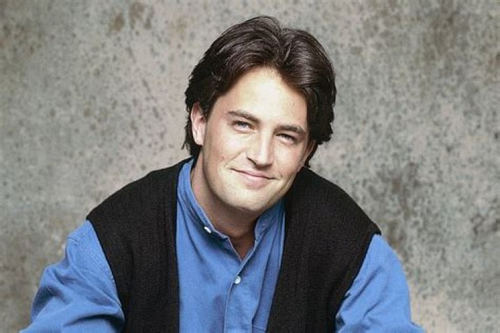 Matthew Perry's life in pictures BBC News