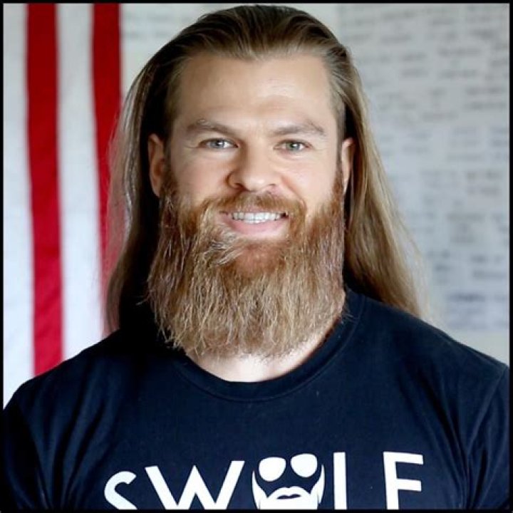 Papa Swolio: The Rise Of A Fitness Icon