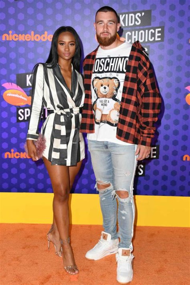 Unraveling The Mystery: Does Kayla Nicole Have A Child With Travis Kelce?