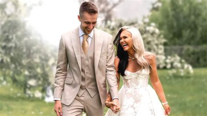 Unveiling The Enigmatic Vikkstar Wife: All You Need To Know