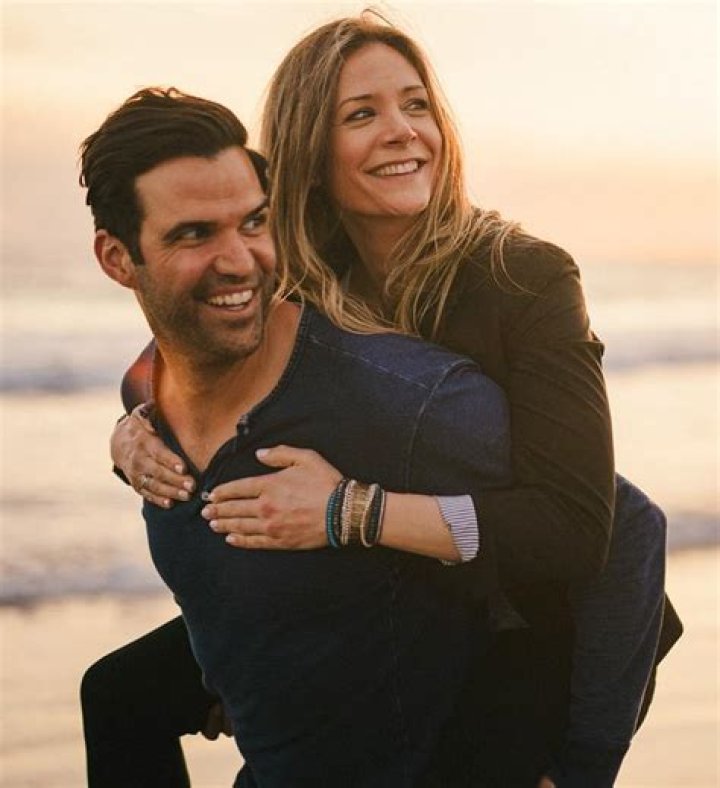 Unveiling The Life Of Erin Ayres: The Wife Of Benjamin Ayres