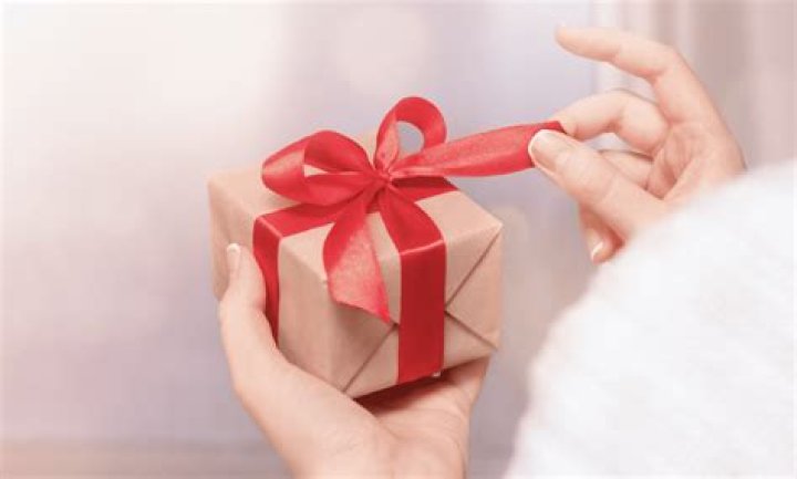 Unwrapping The Charm Of Alexis Texas: A Special Delivery